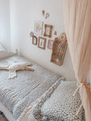 Blue Daisy Quilt Set